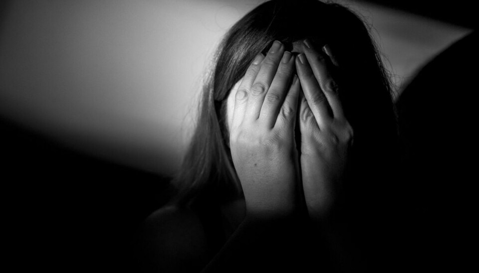 Adskillige danskere oplever mistrivsel så som ensomhed og psykiske problemer. Adskillige danskere oplever mistrivsel så som ensomhed og psykiske problemer.