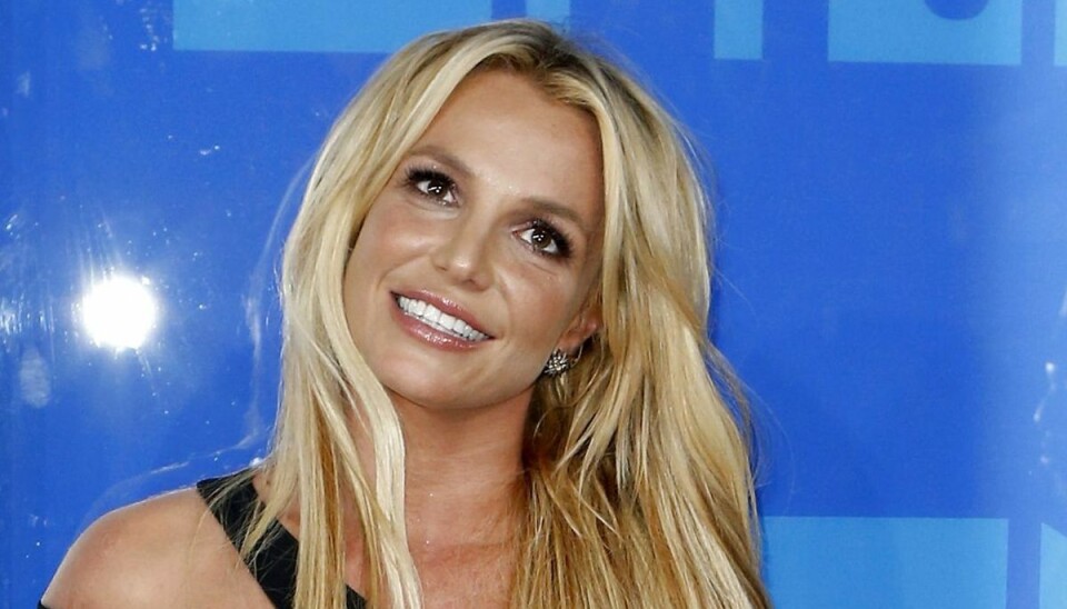 Britney Spears chokerer endnu en gang med et nøgenbillede. Britney Spears chokerer endnu en gang med et nøgenbillede.