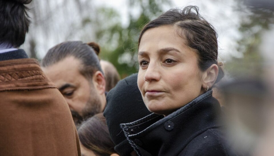 Landsholdsspilleren Nadia Nadim fik sagt farvel til sin elskede mor på Vestre Kirkegaard i Aarhus