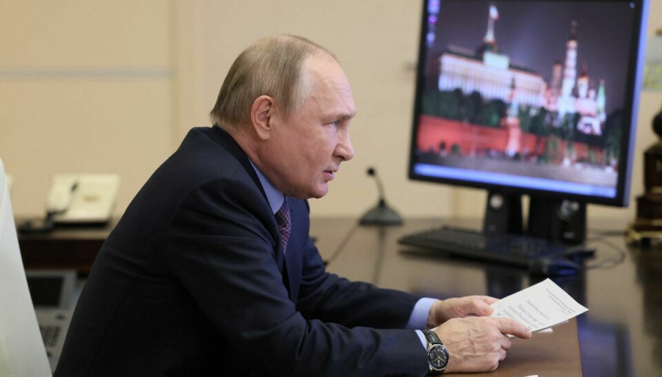 Ruslands præsident Vladimir Putin angriber heftigt.