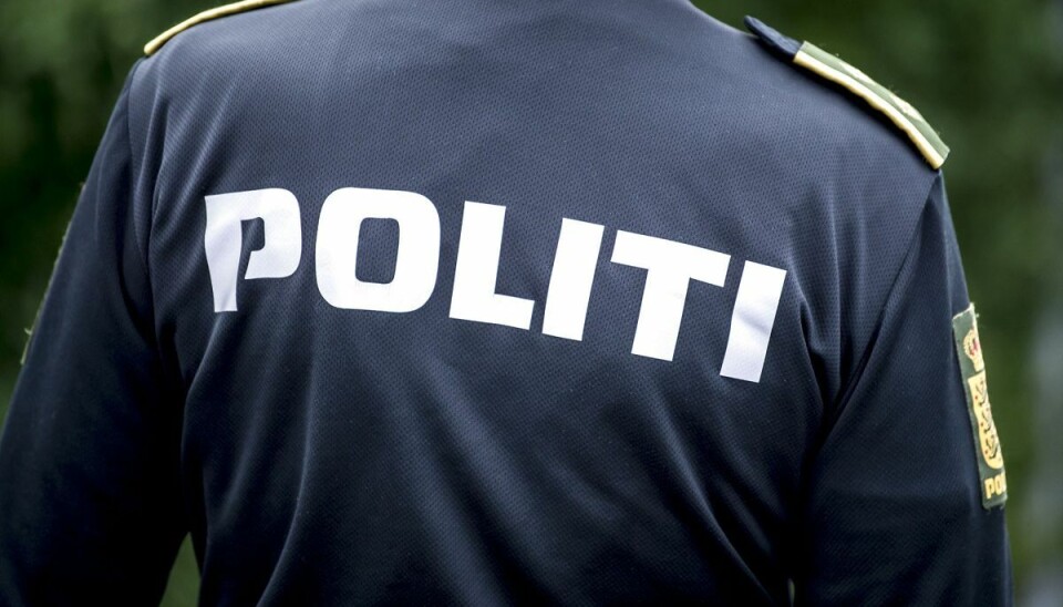 Midt og Vestsjællands Politi hører gerne fra folk, der kender noget til blotteren fra Køge. Midt og Vestsjællands Politi hører gerne fra folk, der kender noget til blotteren fra Køge.