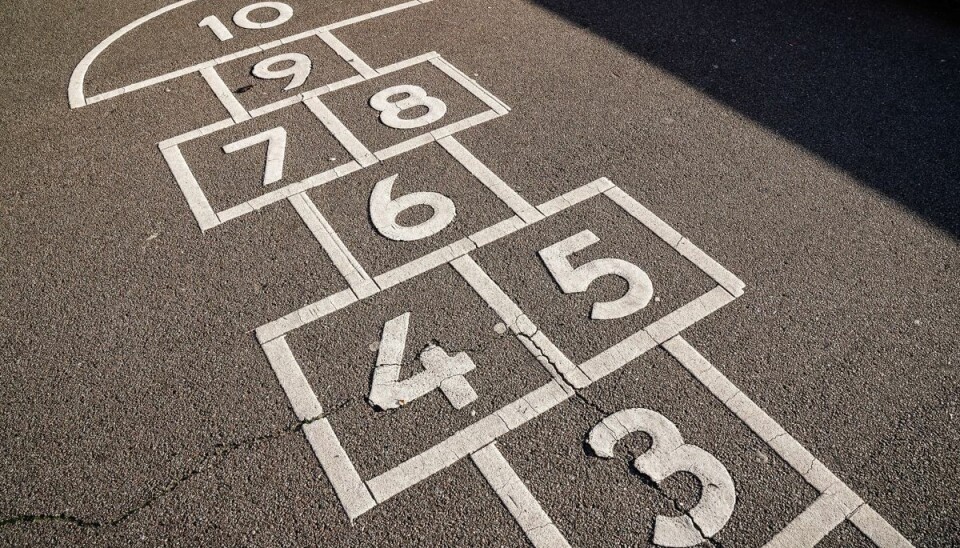 En ansat på Gl. Lindholm Skole i Nørresundby skal senere på måneden for Retten i Aalborg. Han er tiltalt for at have krænket flere børn på skolen. (Arkivfoto). En ansat på Gl. Lindholm Skole i Nørresundby skal senere på måneden for Retten i Aalborg. Han er tiltalt for at have krænket flere børn på skolen. (Arkivfoto).