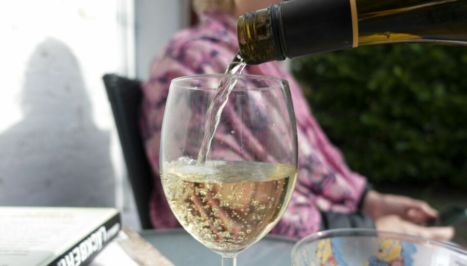 Vinen indeholder alkohol, selvom den er markeret som alkoholfri.