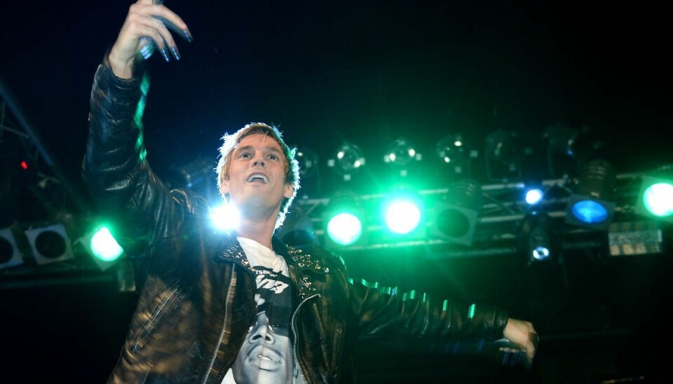 Aaron Carter blev fundet død i sit badekar. Aaron Carter blev fundet død i sit badekar.