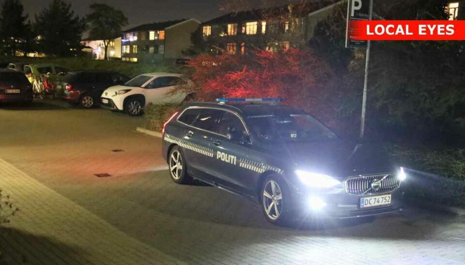 Den 28-årige er hårdt såret. Den 28-årige er hårdt såret.