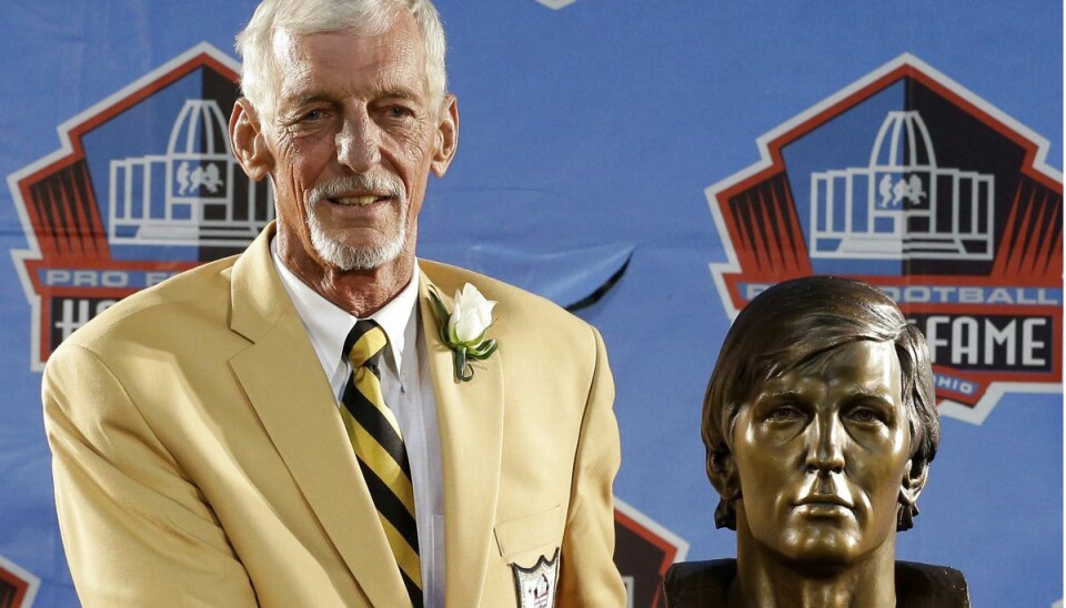 Ray Guy ses her i forbindelse med sin optagelse i fodboldens 'Hall of Fame' i 2014. Ray Guy ses her i forbindelse med sin optagelse i fodboldens 'Hall of Fame' i 2014.