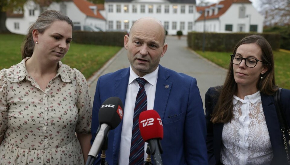De Konservatives Mette Abildgaard, Søren Pape Poulsen og Mai Mercado efter mødet med Mette Frederiksen på Marienborg. De Konservatives Mette Abildgaard, Søren Pape Poulsen og Mai Mercado efter mødet med Mette Frederiksen på Marienborg.