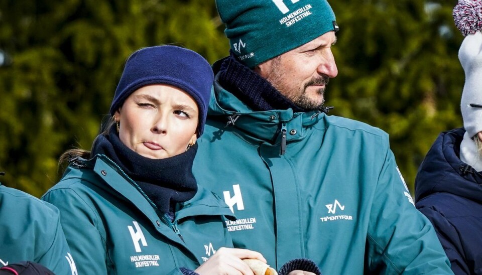 Oslo 20230312. Uden mad og drikke... En pølse må der til. Oslo 20230312. Uden mad og drikke... En pølse må der til.