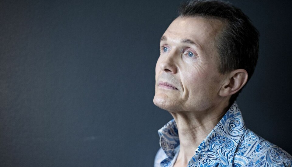 Ole Henriksen frygtede, at han og manden kunne bliver skudt, hvis de blev i deres gamle hus. Ole Henriksen frygtede, at han og manden kunne bliver skudt, hvis de blev i deres gamle hus.