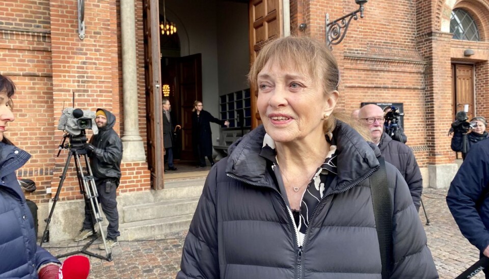 Malene Scwartz ved Lise Nørgaards bisættelse. Malene Scwartz ved Lise Nørgaards bisættelse.
