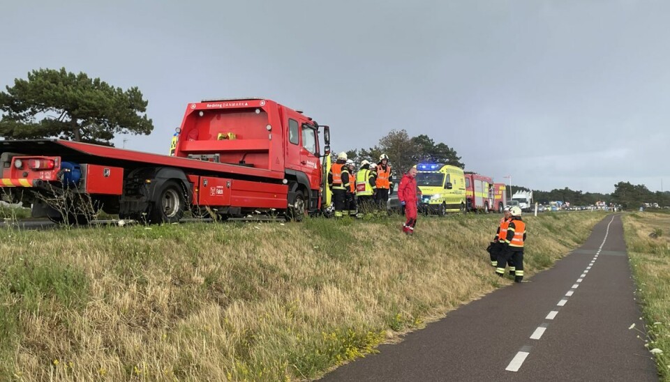 En blev transporteret til Skejby Sygehus bevidstløs. En blev transporteret til Skejby Sygehus bevidstløs.