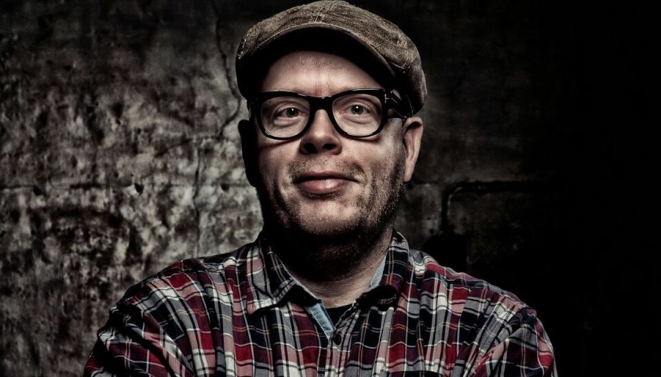 Claus Holm er knust over vennens alt for tidlige død. Claus Holm er knust over vennens alt for tidlige død.