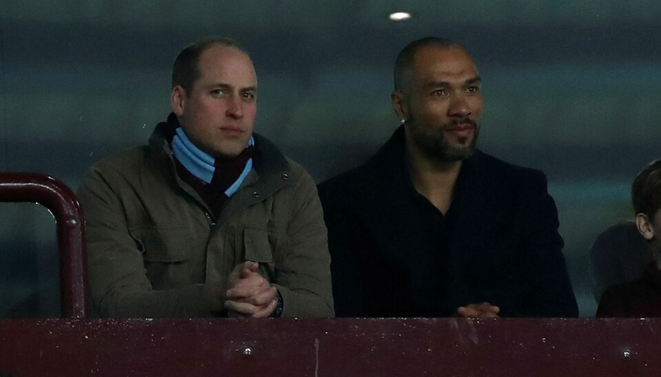 Den norske fodboldspiller John Carew (til højre i billedet) skal 14 måneder i fængsel. Den norske fodboldspiller John Carew (til højre i billedet) skal 14 måneder i fængsel.