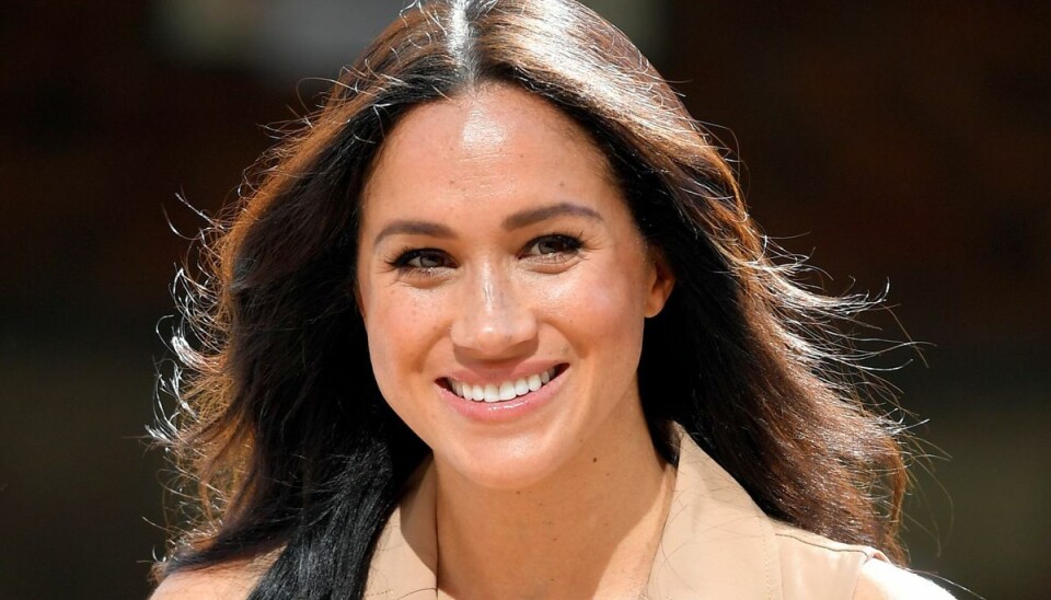 Meghan Markle følte, at hun som 'kuffertpige' blev reduceret til at være en bimbo, så derfor sagde hun op. Meghan Markle følte, at hun som 'kuffertpige' blev reduceret til at være en bimbo, så derfor sagde hun op.