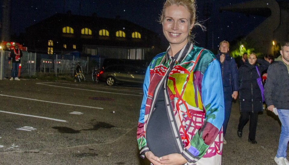 Tina Müller har født. Det meddeler hun på Instagram. Den nyfødte datter skal hedde Emma. Tina Müller har født. Det meddeler hun på Instagram. Den nyfødte datter skal hedde Emma.