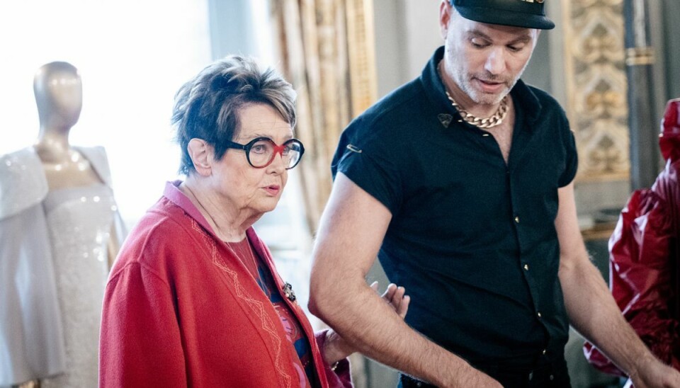 Skuespiller Ghita Nørby og designer Nicholas Nybro under åbningen af særudstillingen 'På de bonede gulve - oplev de kongelige fester og ceremonier' på Christiansborg Slot onsdag den 5. oktober 2022.