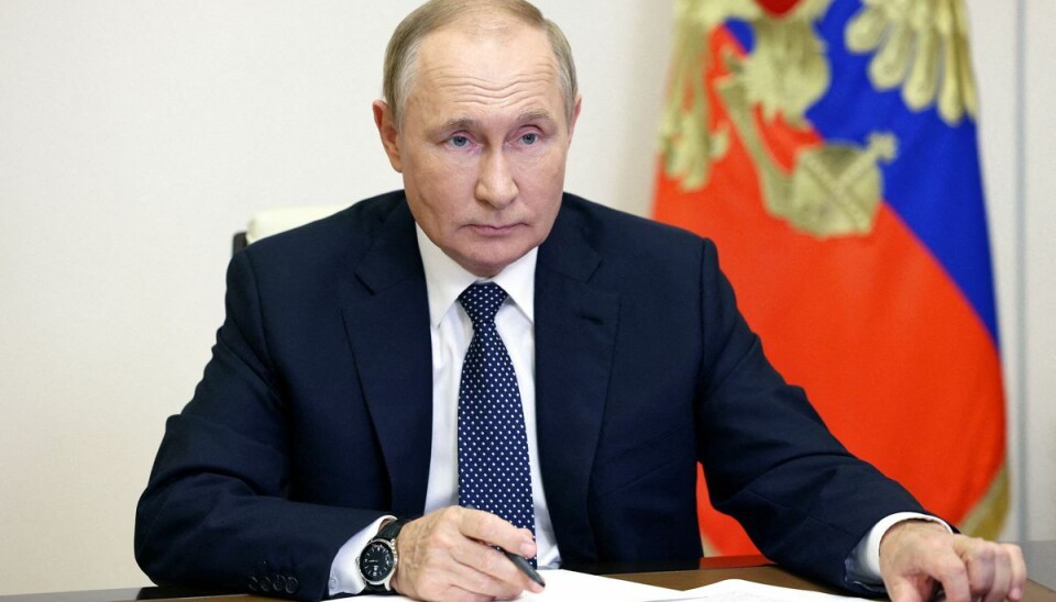 Vladimir Putin advarer mod nye 'terrorhandlinger'. Vladimir Putin advarer mod nye 'terrorhandlinger'.