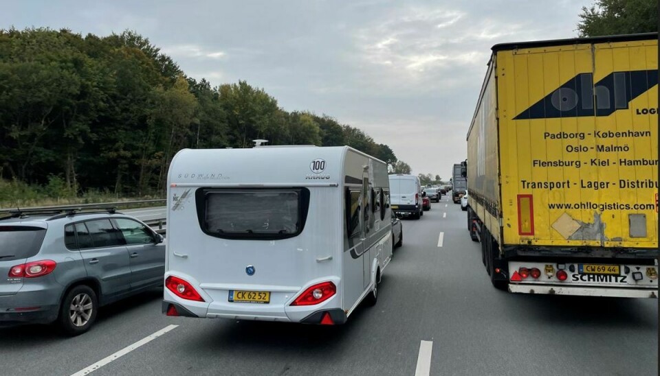 Der er opstået kø bag ved uheldet på E45 Østjyske Motorvej.