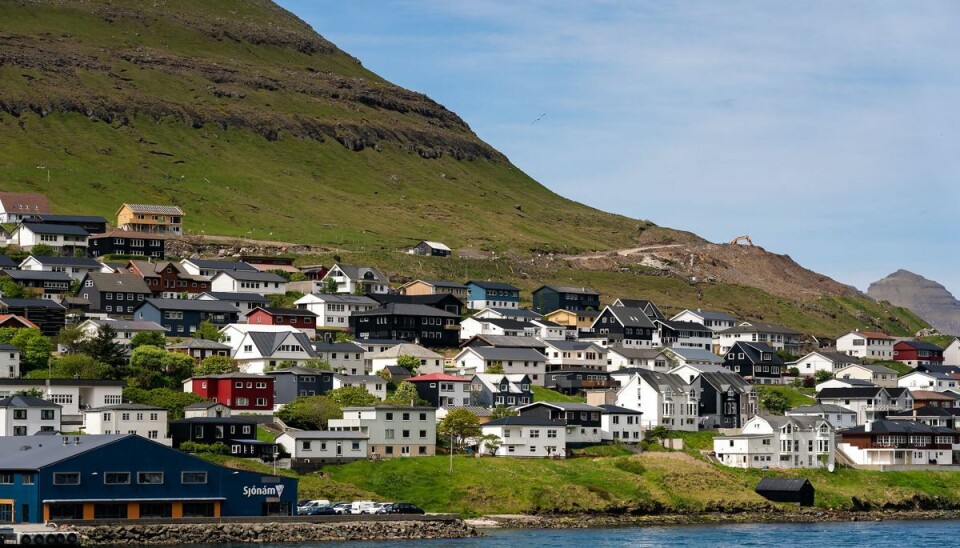 Fæerøerne ønsker at afholde folketingsvalg dagen før Danmark. Fæerøerne ønsker at afholde folketingsvalg dagen før Danmark.