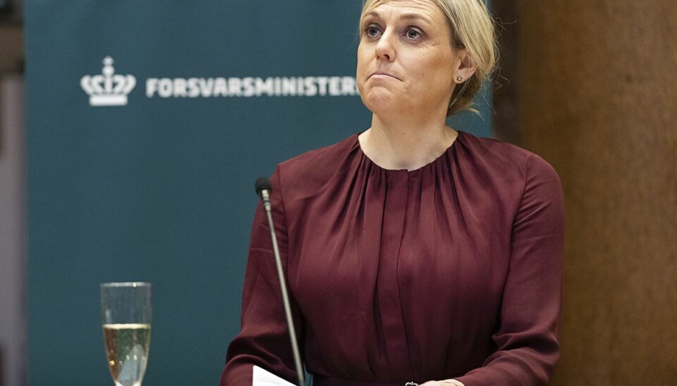 Tidligere forsvarsminister Trine Bramsen er helt tavs om Lars Findsens bog. Tidligere forsvarsminister Trine Bramsen er helt tavs om Lars Findsens bog.