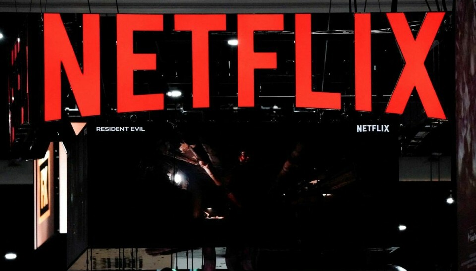 Der er penge at spare, hvis man kan leve med reklamer, når man streamer på Netflix. (Arkivfoto).