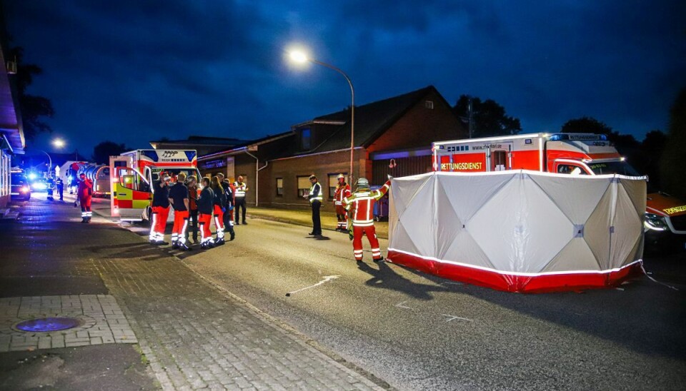 Det var her i byen Schenefeld i Slesvig-Holsten - syd for den dansk-tyske grænse - den forfærdelige ulykke skete onsdag aften. Det var her i byen Schenefeld i Slesvig-Holsten - syd for den dansk-tyske grænse - den forfærdelige ulykke skete onsdag aften.
