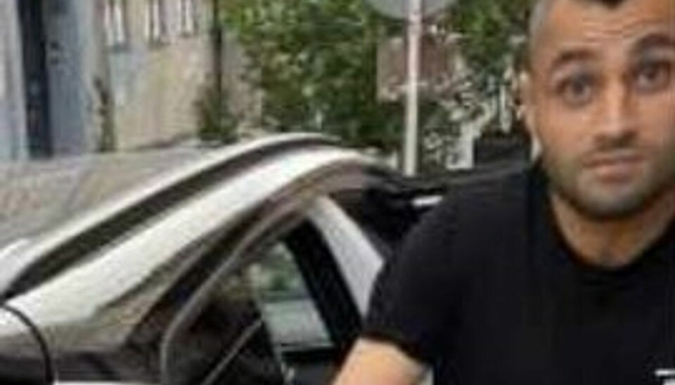 Hvem er denne mand? Politiet leder efter ham. Hvem er denne mand? Politiet leder efter ham.