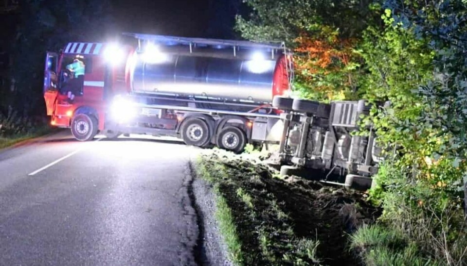 Chaufføren mistede herredømmet over lastbilen.