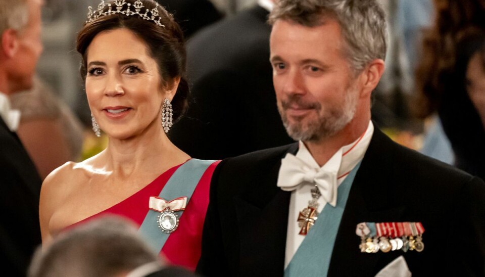 Kronprinsesse Mary og Kronprins Frederik til aftenselskab på Christiansborg Slot under fejringen af dronningens 50-års regeringsjubilæum i København, fredag den 23. september 2022.. Kronprinsesse Mary og Kronprins Frederik til aftenselskab på Christiansborg Slot under fejringen af dronningens 50-års regeringsjubilæum i København, fredag den 23. september 2022..