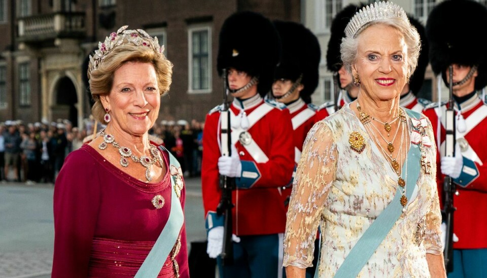 Prinsesse Anne-Marie (tv) og prinsesse Benedikte.