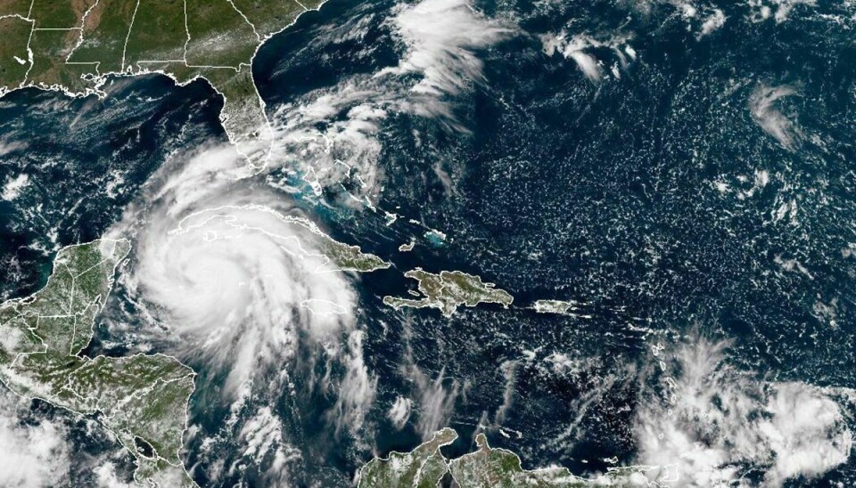Orkanen 'Ian' er på vej mod det vestlige Cuba, inden den rammer Florida senere i denne uge.
