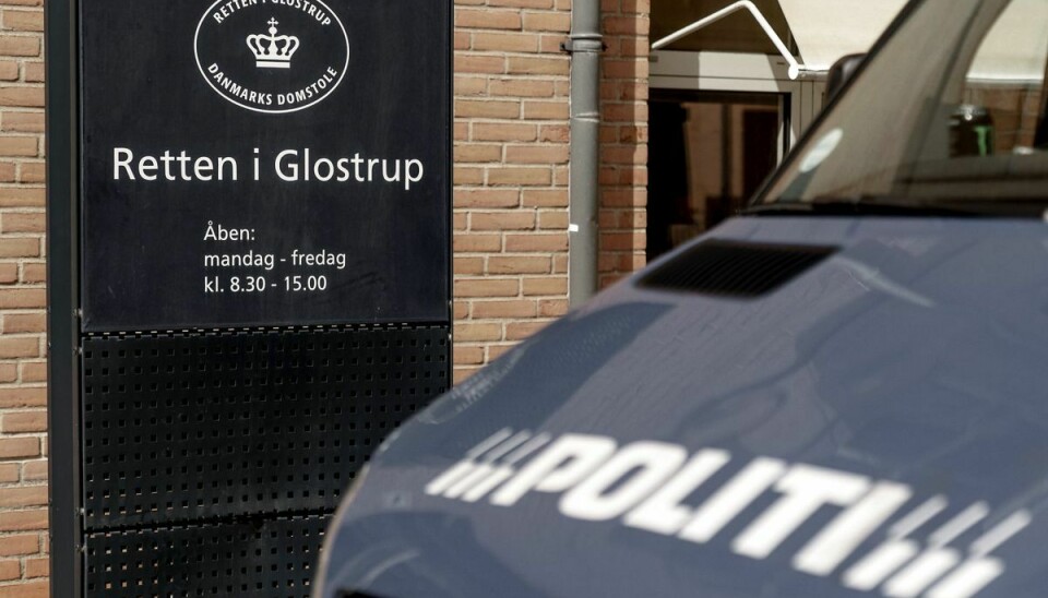 Retten i Glostrup har afsagt dom. Syv år i spjældet til voldtægts-direktøren.