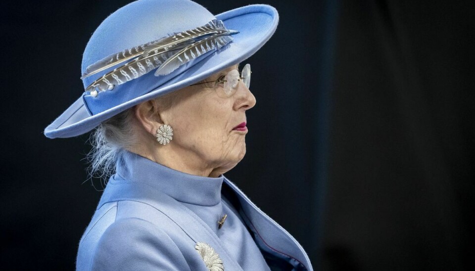 Onsdag kom det frem, at dronning Margrethe for anden gang er blevet smittet med coronavirus.