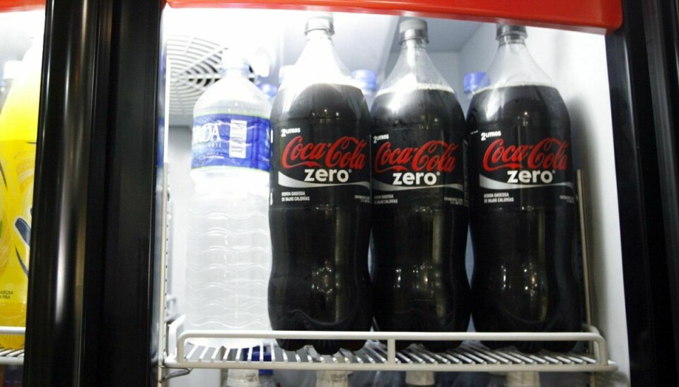 Cola Zero er bare en af flere sodavand, som indeholder det kun stige sødemiddel aspartam, der i store mængder øger risikoen for at udvikle en blodprop i hjernen.