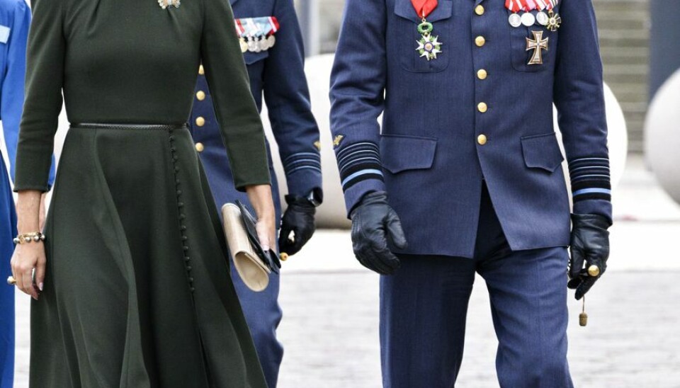 Kronprinsesse Mary ses her sammen med forsvarschef general Flemming Lentfer ved Flagdagen for Danmarks udsendte og veteraner. Kronprinsesse Mary ses her sammen med forsvarschef general Flemming Lentfer ved Flagdagen for Danmarks udsendte og veteraner.