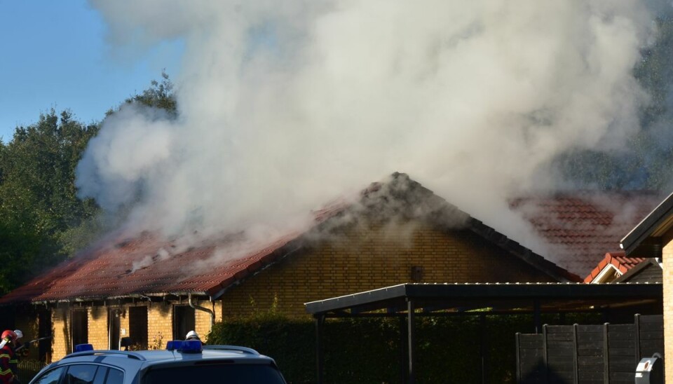 Voldsom brand i villa på Parkvej i Holstebro. Voldsom brand i villa på Parkvej i Holstebro.