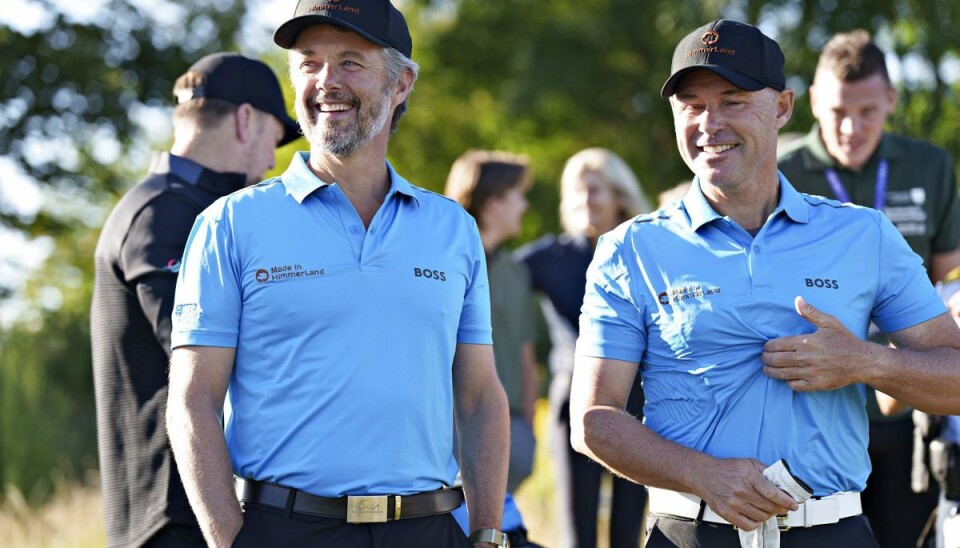Humøret var højt denne onsdag formiddag i Himmerland. Kronprins Frederik ses her sammen med sin holdkammerat Tom Kristensen. Humøret var højt denne onsdag formiddag i Himmerland. Kronprins Frederik ses her sammen med sin holdkammerat Tom Kristensen.