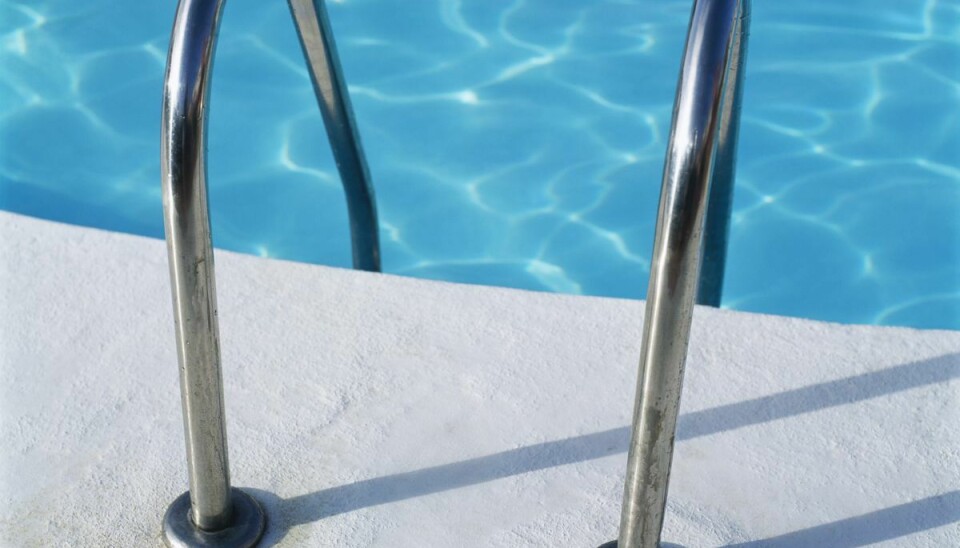 Franske myndigheder har fundet 20.000 'hemmelige' swimmingpools.