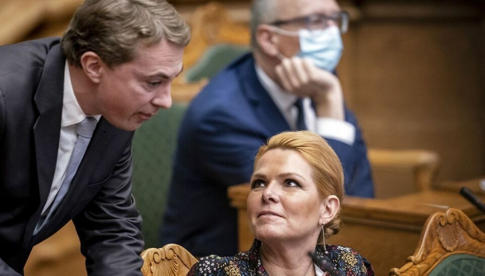 Inger Støjberg og Morten Messerschmidt skal i duel, lyder det fra sidstnævnte. Inger Støjberg og Morten Messerschmidt skal i duel, lyder det fra sidstnævnte.