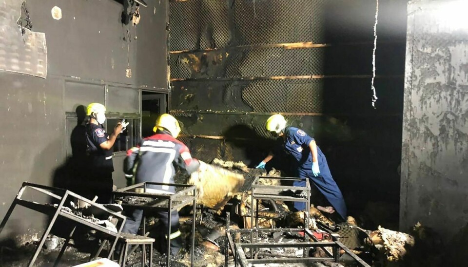 Branden på natklubben i Thailand har kostet 13 menneskeliv.