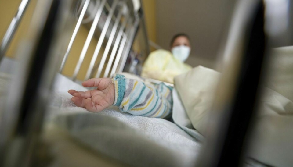 Statens Serum Institut har med succes afprøvet nyudviklet vaccine til spædbørn, der skal beskytte dem mod luftvejsinfektionen RS-virus. (Arkivfoto).