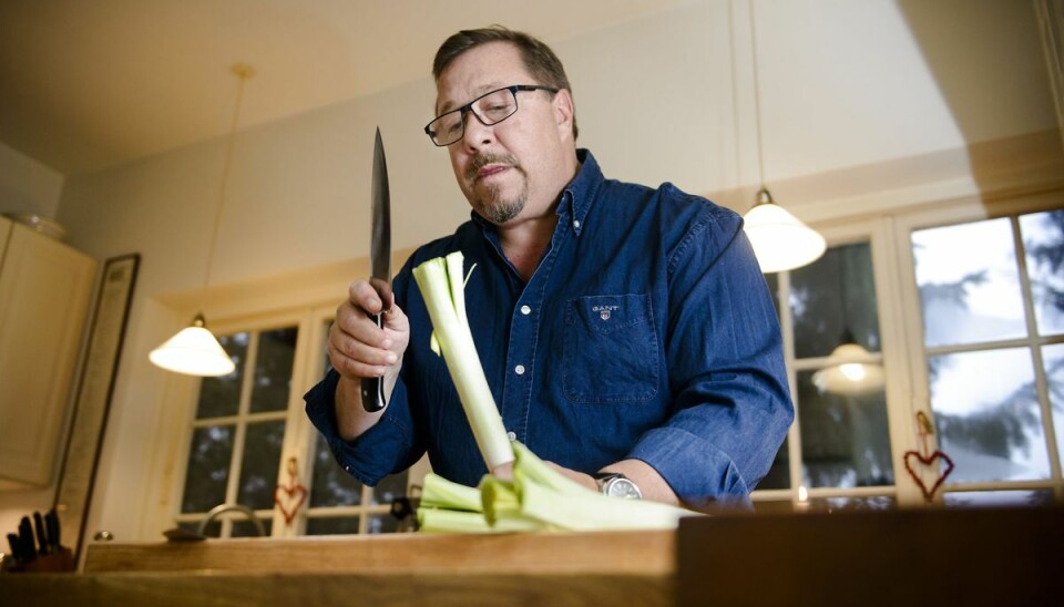 James price har styr på fremtidwsplanerne. Noget er fortsat hemmeligt, men han røber, at en ny sæson af 'Spise med Prise' allerede er i kassen. James price har styr på fremtidwsplanerne. Noget er fortsat hemmeligt, men han røber, at en ny sæson af 'Spise med Prise' allerede er i kassen.