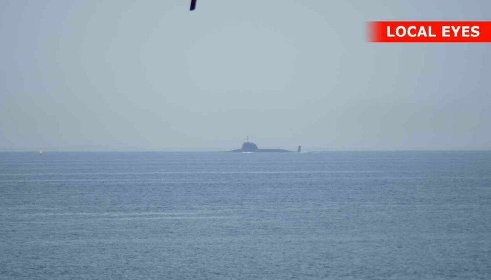 Den russiske ubåd er på vej gennem Danmark.