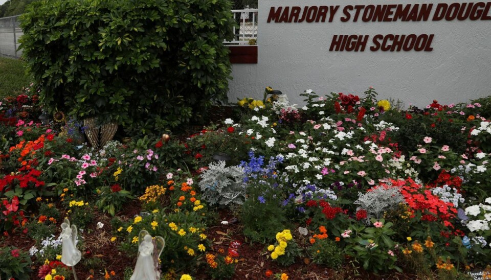 Marjory Stoneman Douglas High School efter skyderiet Marjory Stoneman Douglas High School efter skyderiet