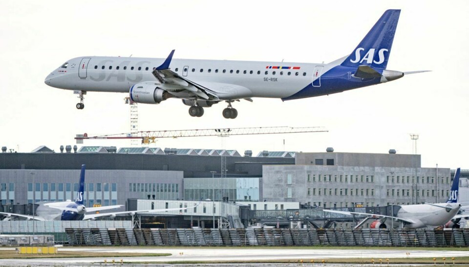 Et SAS-fly lander i Kastrup Lufthavn.