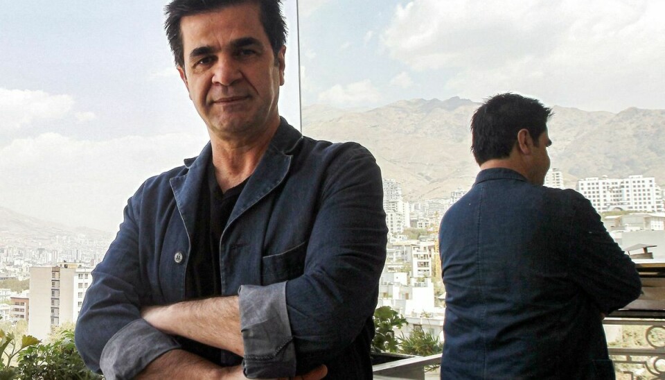 Den prisbelønnede iranske filminstruktør Jafar Panahi er den tredje filminstruktør, der inden for få dage er blevet anholdt i Iran. Her ses han i Teheran i 2010. Han har i adskillige år haft udrejseforbud af Iran. (Arkivfoto)