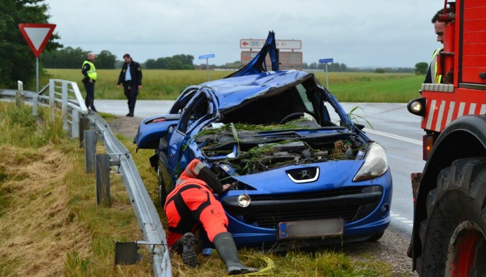 Bilen blev hurtigt hevet op igen