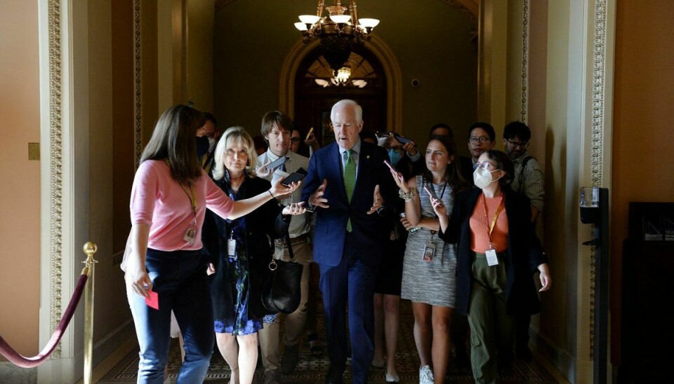 Den republikanske senator John Cornyn taler med journalister i den amerikanske Kongres tirsdag.