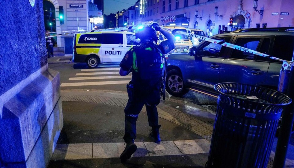 To er blevet dræbt i et skyderi i Oslo natten til lørdag. Endnu er flere er sårede. To er blevet dræbt i et skyderi i Oslo natten til lørdag. Endnu er flere er sårede.