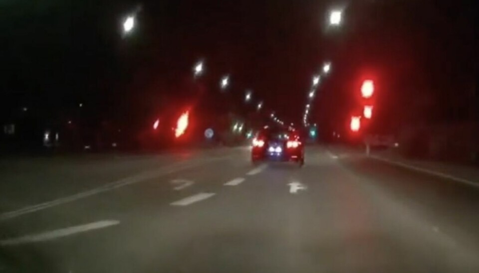 Da en 21-årig mand fredag blev dømt for vanvidsbilisme i det vestlige Aarhus, var han langt fra den første eller sidste til at begå alvorlige færdselsforseelser. Da en 21-årig mand fredag blev dømt for vanvidsbilisme i det vestlige Aarhus, var han langt fra den første eller sidste til at begå alvorlige færdselsforseelser.